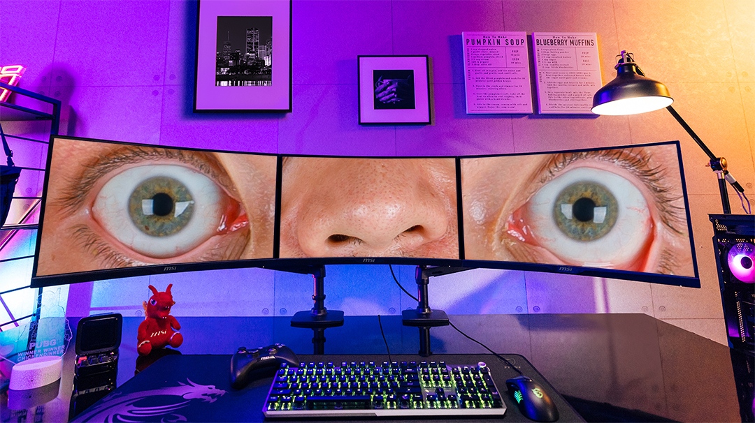 MSIBenelux's tweet photo. Onze designer noemt zichzelf ook wel een wallpaper wizard 🧙
Mis het niet, doe nu mee voor een kans om te winnen: https://t.co/QEVsvDGgTW 🚀 #msimultimonitor https://t.co/qWqlP1qfP1