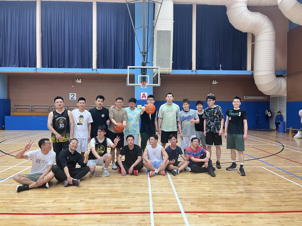 0xstv3's tweet image. 今年几次大会期间组了四场 #web3 篮球赛,见了很多老朋友,认识了很多新朋友。希望能持续一起把这个🏀爱好继续下去. #KBW2023 #Token2049
#HK-&amp;gt;#Seoul&amp;gt;#Singpore-&amp;gt;#SH