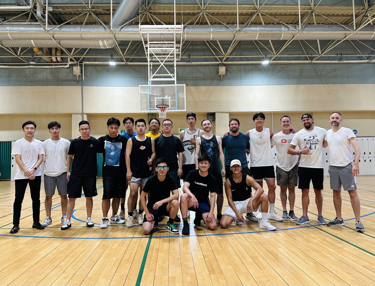 0xstv3's tweet image. 今年几次大会期间组了四场 #web3 篮球赛,见了很多老朋友,认识了很多新朋友。希望能持续一起把这个🏀爱好继续下去. #KBW2023 #Token2049
#HK-&amp;gt;#Seoul&amp;gt;#Singpore-&amp;gt;#SH