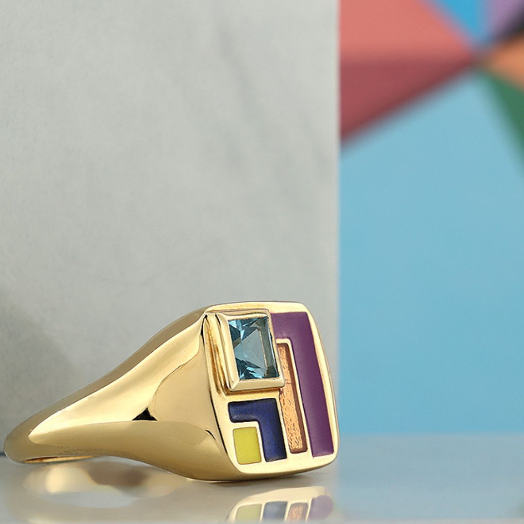 CocreateConnect's tweet image. You&apos;ll be delighted by this signet ring&apos;s bold colour and inspiring style! Featuring glossy enamel in bright colours, this ring makes a vibrant statement whenever worn.
.
.
.
#designerjewelery #jewellery #wearable #gifts #goldplating #inhouse #cocreatestudio #cocreate