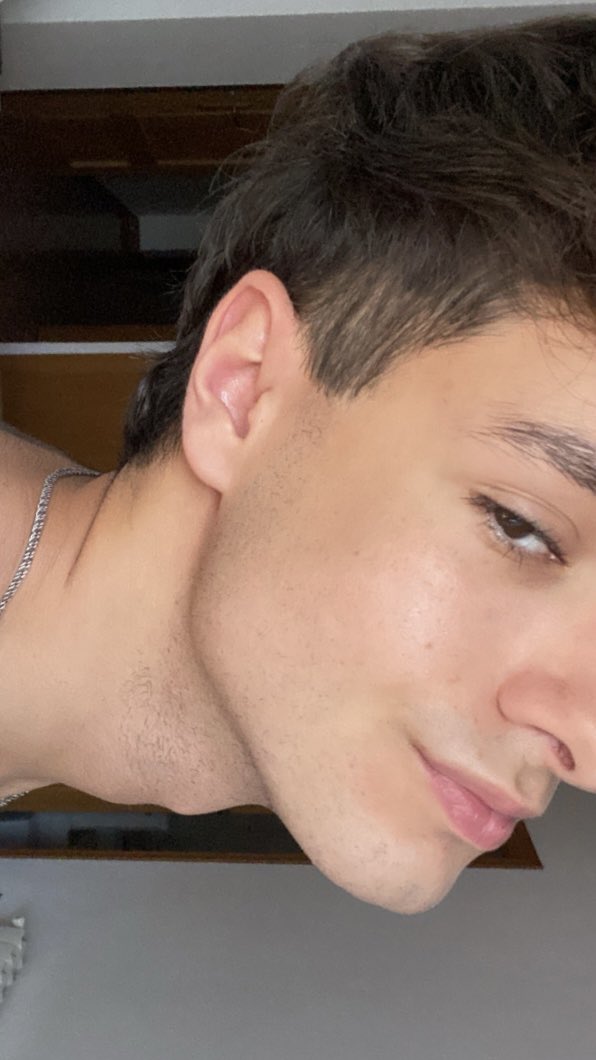 whiskypeleon's tweet image. ayer estaba muy pretty la vd