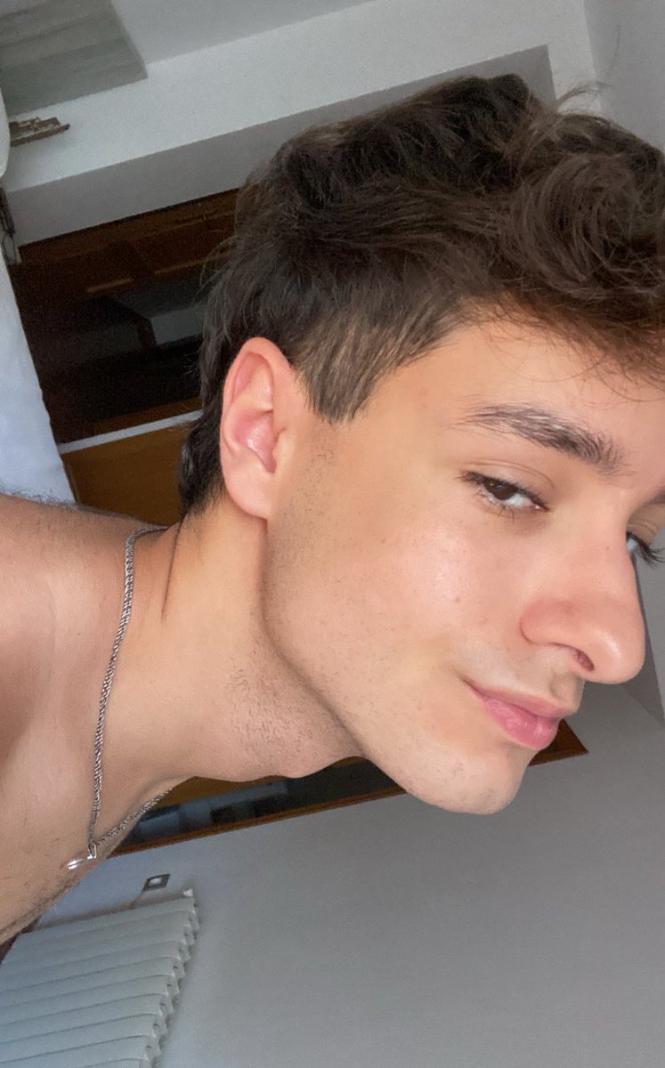 whiskypeleon's tweet image. ayer estaba muy pretty la vd