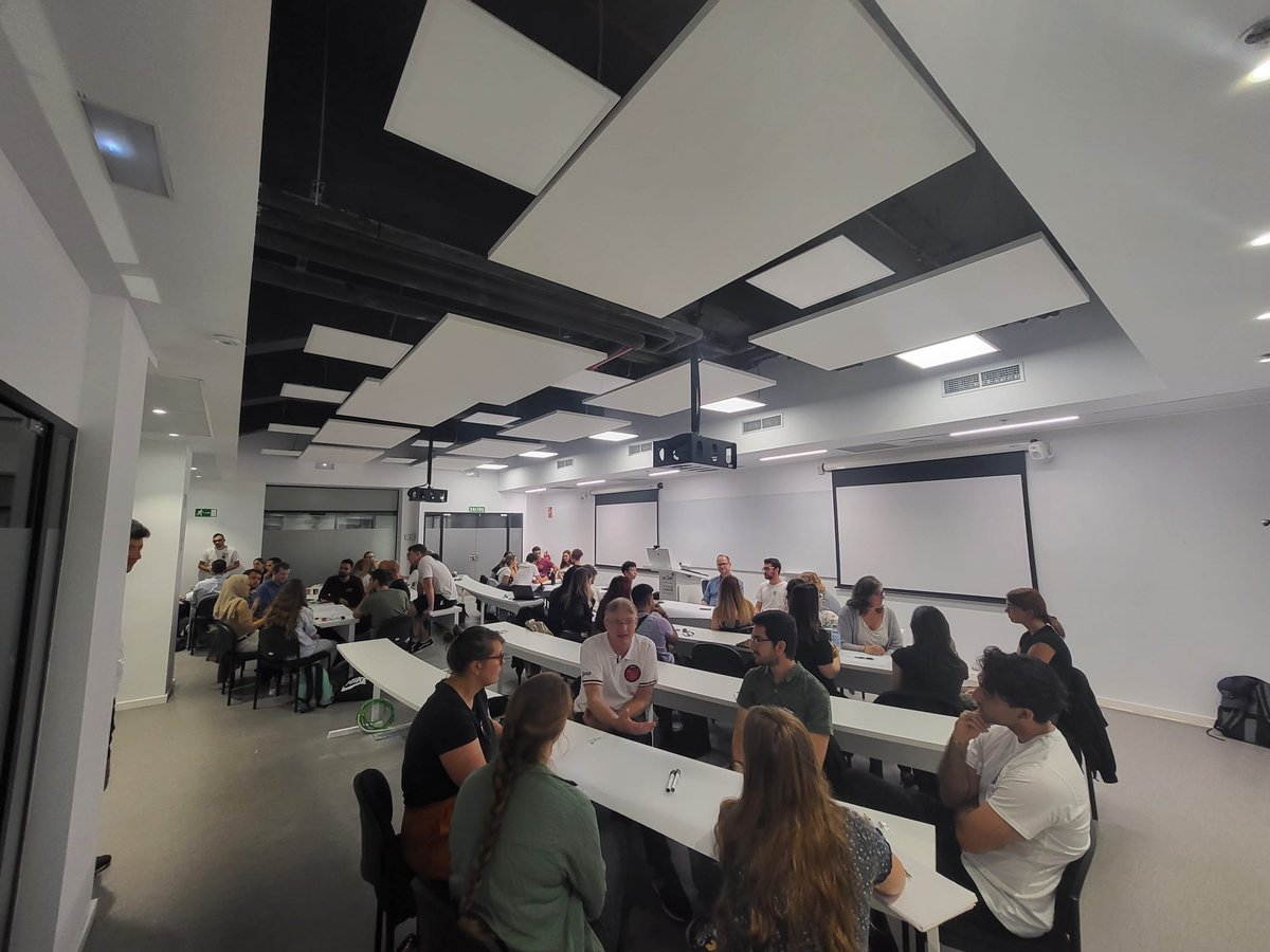 Grateful to see so many faces at AbGradE's career and mental health workshop in Madrid! 🇪🇸 Huge shoutout to our amazing mentors and mental health experts for their invaluable insights. Excitement's building for #EANA2023 this week! Stay tuned for more updates!