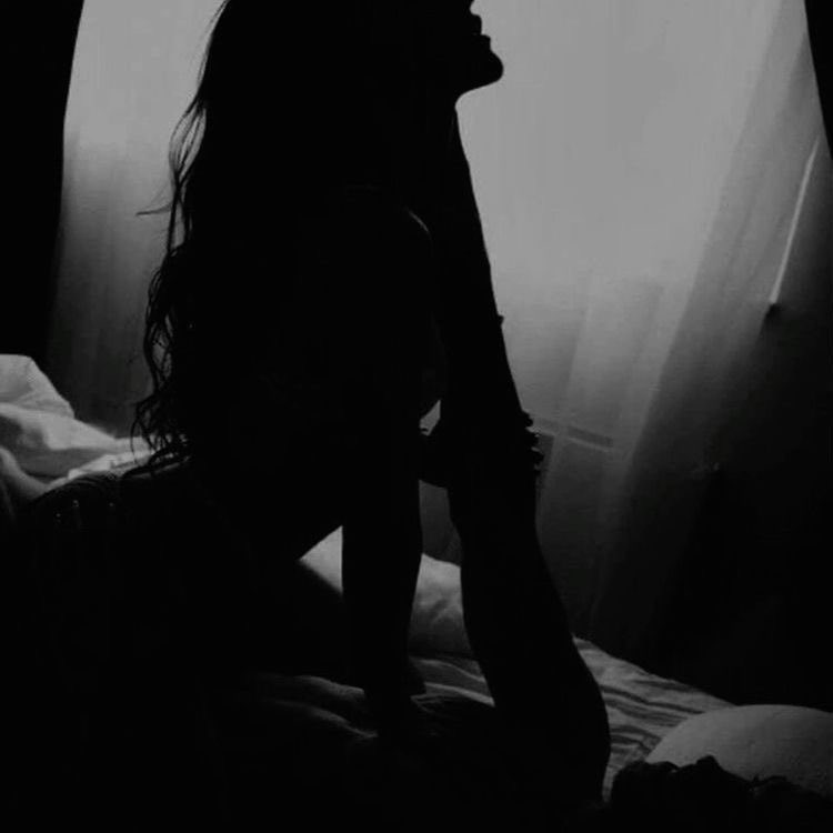 HarmonyZutara's tweet photo. NSFW | Harmony | BirthdayMonth |
 
“Sweet little lion.” Harry coos with pride— hours of play have crazed his kitten. She rides him with hedonistic abandon. 
 
Hermione’s tight cunt suctions his cock. https://t.co/eNLJQmb5tY