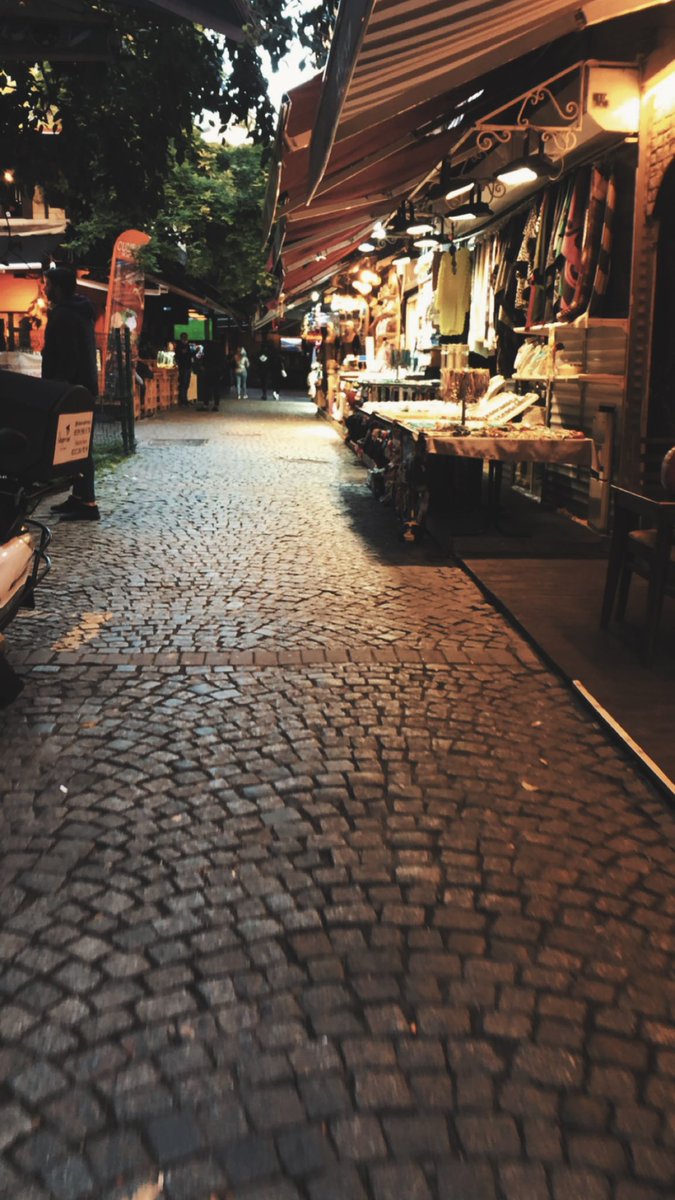 نملآن ッ tweet media