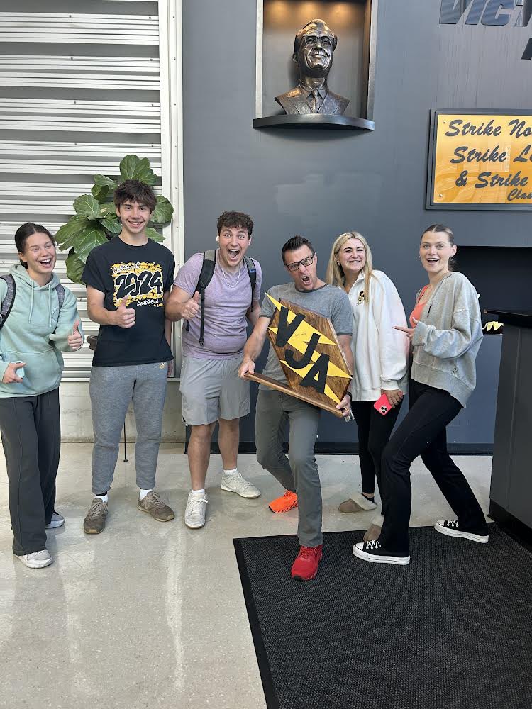 Winner of Traveling Tbolt: Chris Swick, for having the best shoe game! ⚡⚡