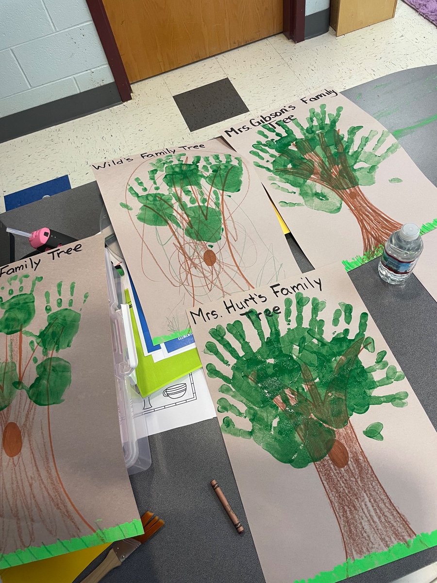 MrsGibSPED23's tweet photo. This week we are learning about Family’s! We started making our family trees this morning, they are going to be so cute! Celebrating each family and celebrating our class family. Be on the 👀 out. Lots of different things planned coming soon💙💛#WeAreCUCPS #ccesdukes https://t.co/6uEjpPKOX3