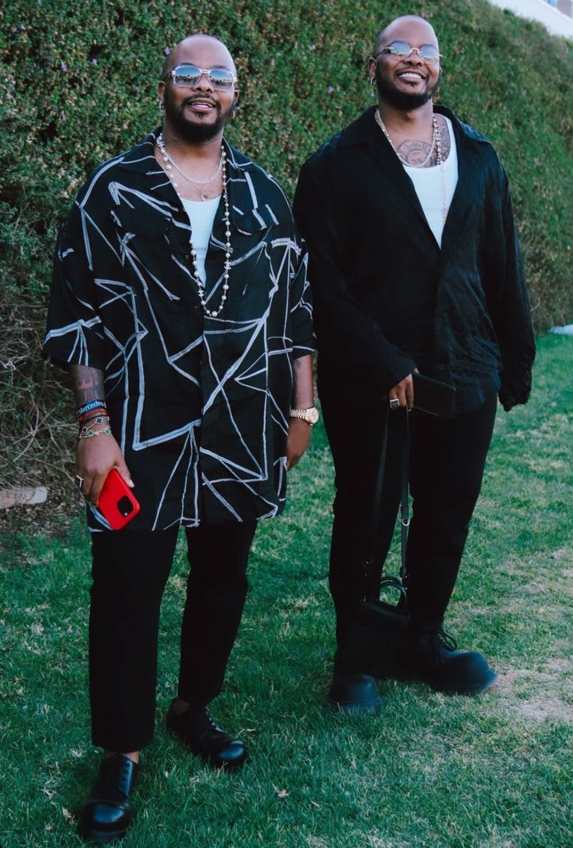 AfricanFashionn's tweet photo. 18. Major league Djs
#HeinekenPolo #InandaPolo @MAJORLEAGUEDJZ https://t.co/i4J0R3zog9
