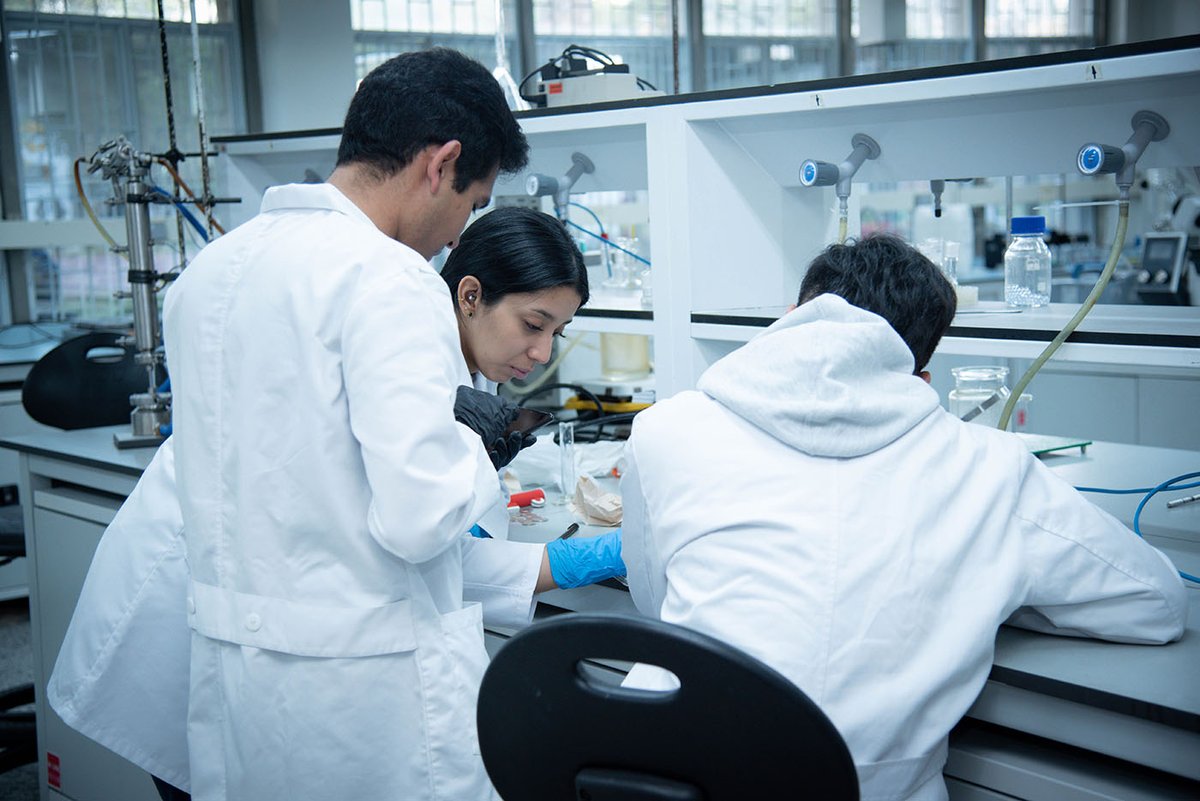 PrensaUNAL's tweet photo. #AgenciaUNAL | Miembros del Laboratorio de Investigación de la Fuerza Aérea de los Estados Unidos visitaron la Sede Bogotá, líder en producción científica del país, para presentar de financiación en proyectos de desarrollo tecnológico. 👉https://t.co/X8roBdCzys #educación https://t.co/p8g1pODd0V