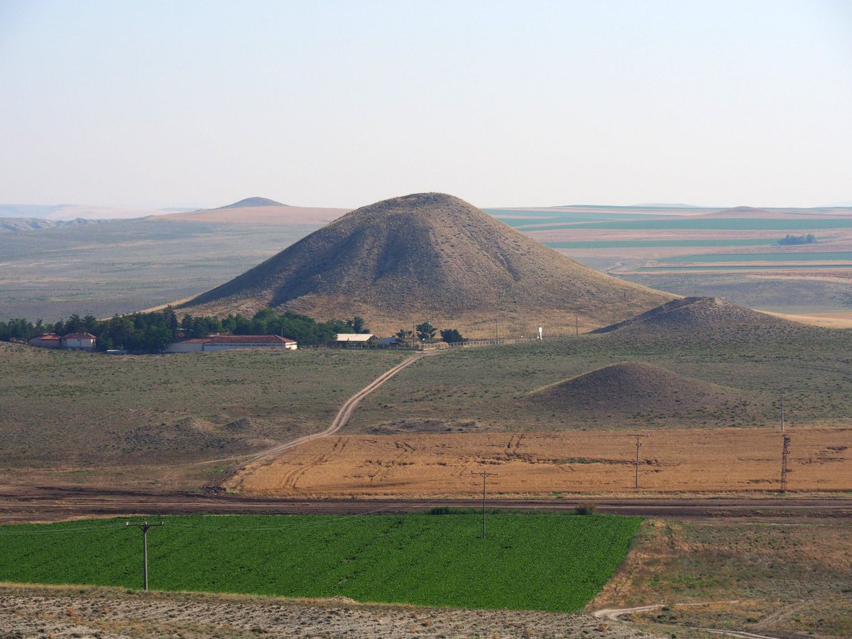 RHisarciklioglu's tweet photo. Ankara Polatlı’nın tarihi ve kültürel değeri Gordion Antik Kenti "Dünya Mirası" oldu!

UNESCO, Suudi Arabistan’ın başkenti Riyad’da gerçekleşen 45. Dünya Miras Komitesi toplantısında #Gordion'u dünya mirası ilan etti.

Emeği geçen herkese teşekkür ediyorum.

Ülkemiz, Milletimiz ve Başkentimiz için hayırlı olsun.

#GordionAntikKenti