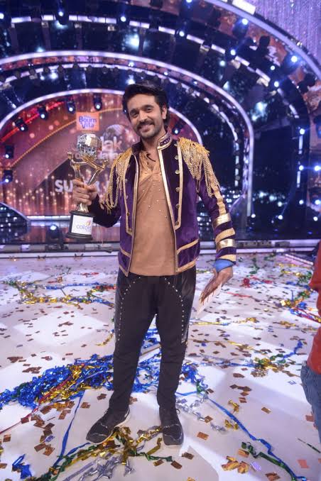 ATSkolkatafc's tweet image. Whatever !! JDJ7 will always be iconic for the most deserving winner #AashieshSharrma 🏆 not lying , but other contestants like #KaranTacker #ShaktiMohan #MouniRoy were too tough competitors and deserving top 5!
Hosts and Judges were fabulous ! The best Season ever!!
