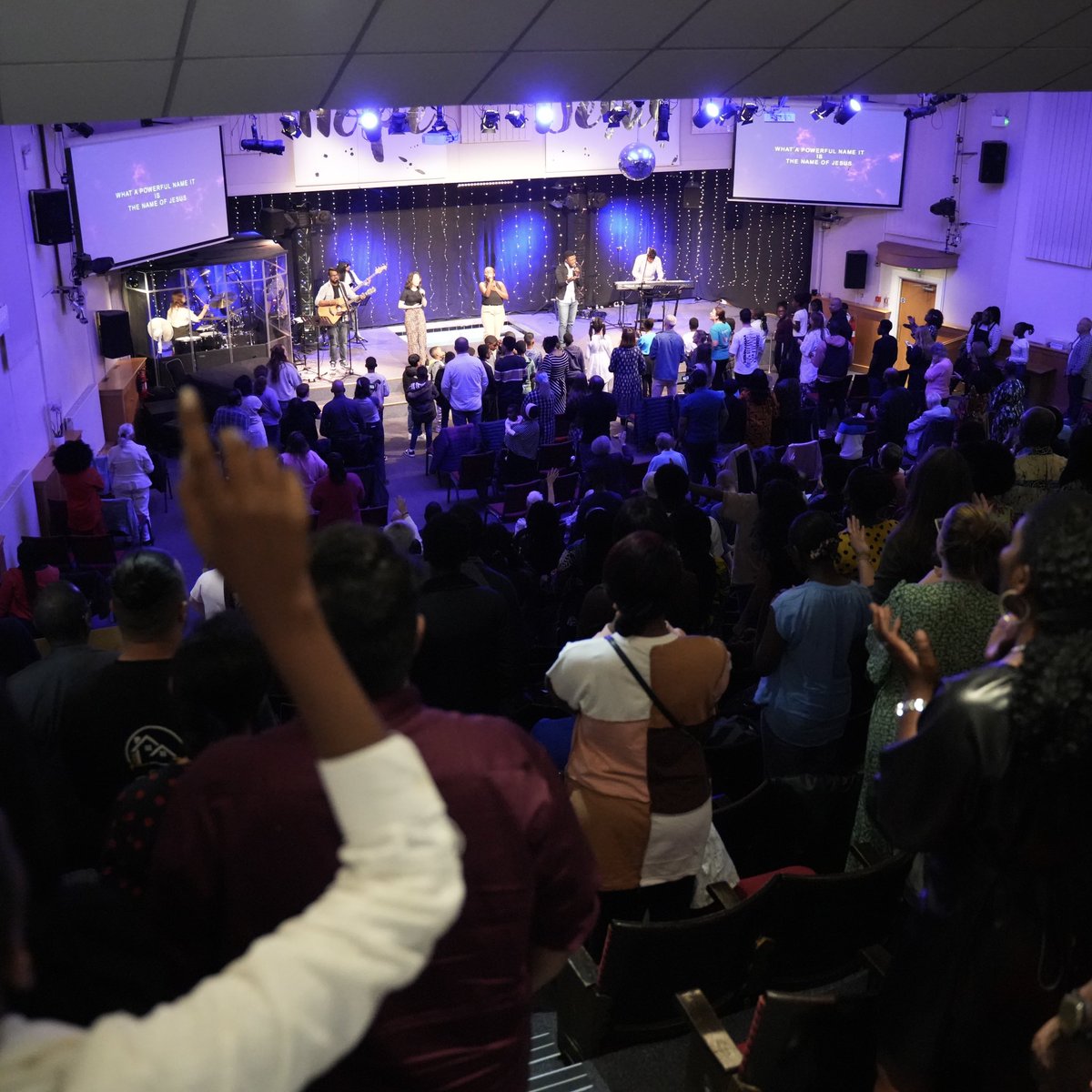 citychurchcdf's tweet image. What a wonderful Sunday! Passionate worship, a compelling sermon from Pastor Dominic on the Trinity #ThreeInOne, and young people being baptised!💥