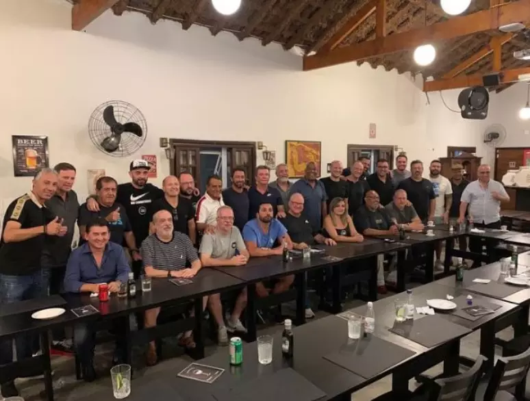 r_inforzato's tweet image. E p/surpresa total de [000] PESSOAS, Duilio PIOR PRESIDENTE DA HISTÓRIA DO CORINTHIANS apoiará o ex-preso André Negão!

E junto c/ele, a TROPA DE CHOQUE DO ANDRÉS, tb conhecida como &quot;Chapa Preto no Branco - 22&quot;, câncer maior que a R$T, apoiará André Negão.
#ForaRATAZANAS