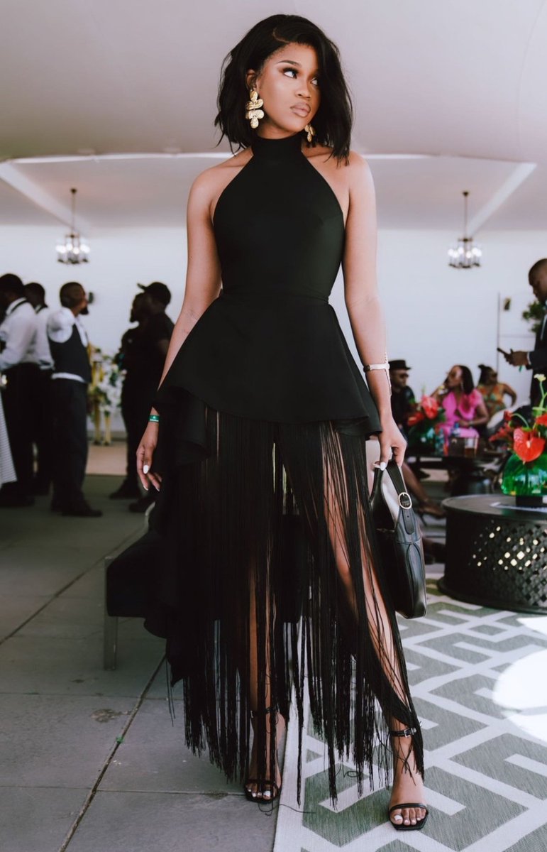 AfricanFashionn's tweet photo. 21. Kat Dhlamini
#HeinekenPolo #InandaPolo https://t.co/3zRmGaRndO