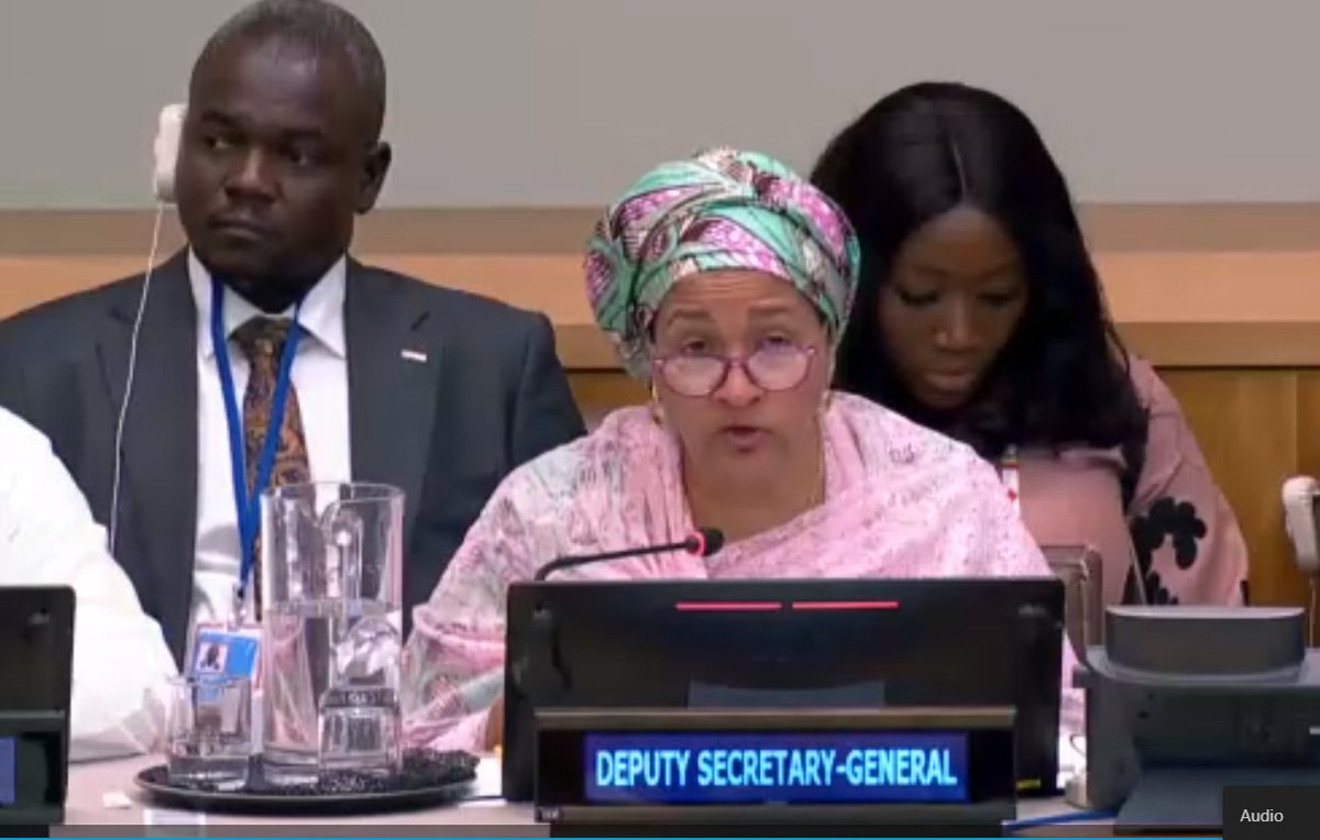 OnuTchad's tweet photo. Le Tchad a fait des progrès considérables dans sa transition politique. 🇹🇩 Continuons à travailler ensemble pour atteindre un avenir de paix et de prospérité. 🌍🤝💪 #OrdreConstitutionelTchad #TransitionTchad #UNGA78 🇹🇩🕊️ https://t.co/VydQpOpNJx