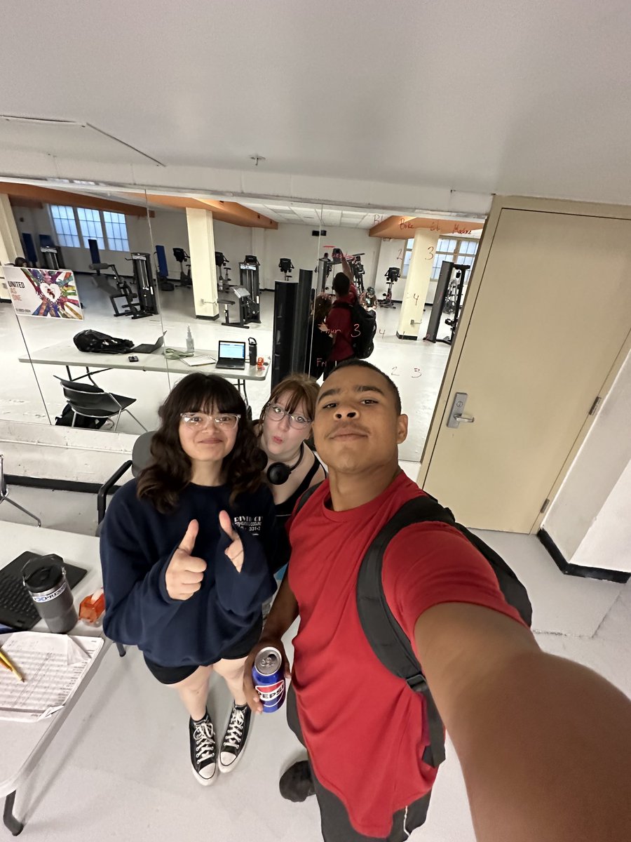 Nicole Vetter tweet media