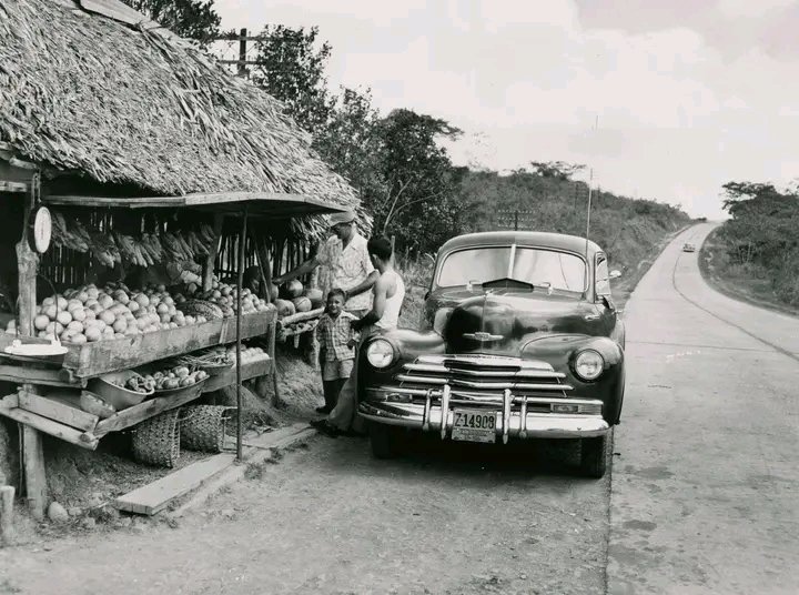 Foto 1960..Entre Capira y la Chorrera....Naci ese año.