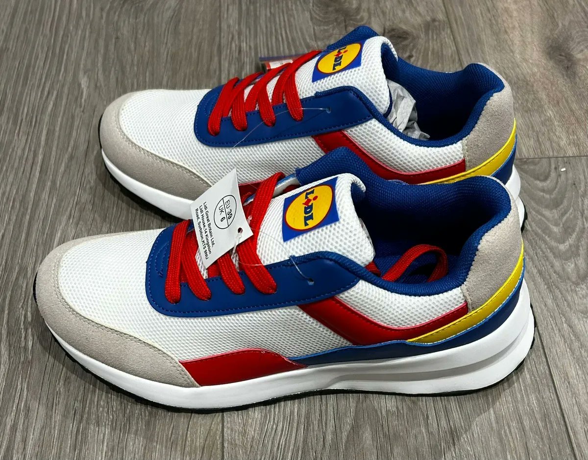 macangho's tweet photo. @KylePorterCBS Nike are ripping off Lidl again. https://t.co/26R8YfGI2g