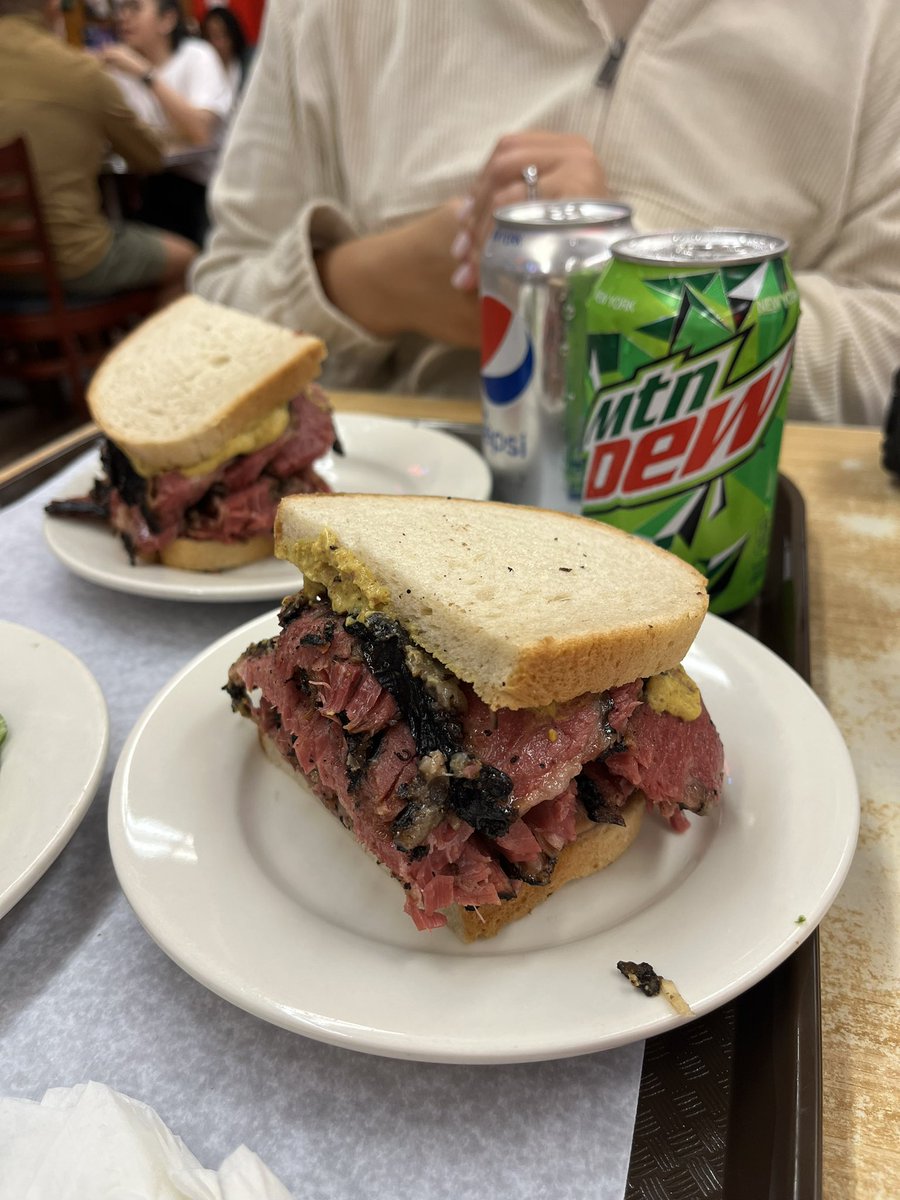 PaulRake1's tweet photo. @AdamRichman thank you for showing me this this, 14 years later and I’m finally having one #COYS #mvf https://t.co/YY9mSYc38Q