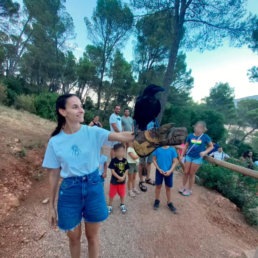 virgenlapaloma's tweet photo. Si estas fiestas llegaste tarde y te quedaste sin tu camiseta de la Paloma, ¡aún estás a tiempo de hacerte con ella y contribuir con la reconstrucción!
Puedes conseguirla aquí: https://t.co/FNIxSoPDu4

#ReconstruyeLaPaloma #YoReconstruyoLaPaloma #Reconstructores https://t.co/nMbnFcBRJ3