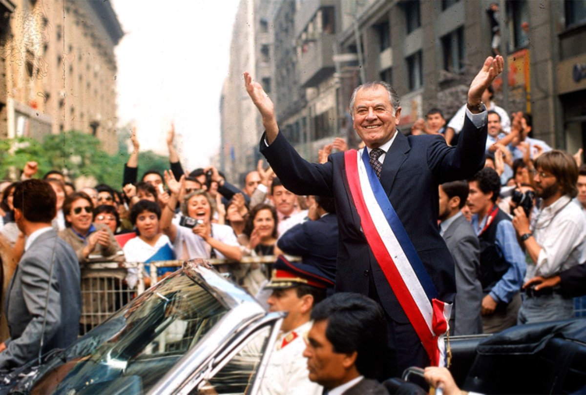PatricioAylwin_'s tweet photo. #PatricioAylwinAzócar
Presidente 1990 - 1994. 🇨🇱

@PatricioAylwin_ @fundacionaylwin. https://t.co/HN0D3aMbFM