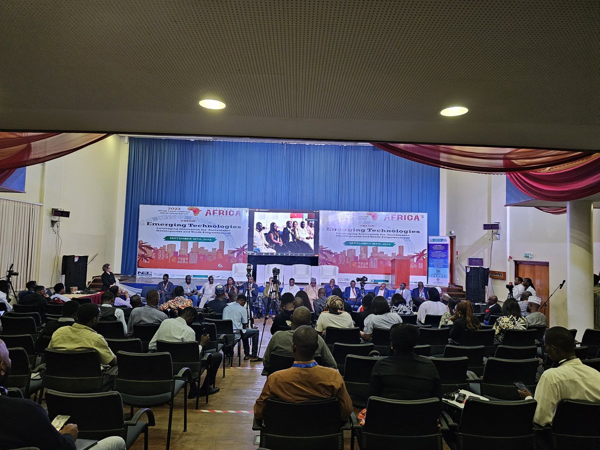 CS2Nigeria's tweet photo. Useful interactions @ African Youth IGF in # Abuja #Nigeria 
#AfYIGF
@AfricanYouthIGF
@Africaigf
https://t.co/EQpYAghkdN https://t.co/fttkZrHqQ3