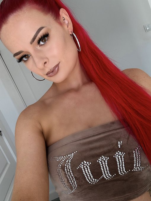Juicy and you ? https://t.co/yReZYTcBb6