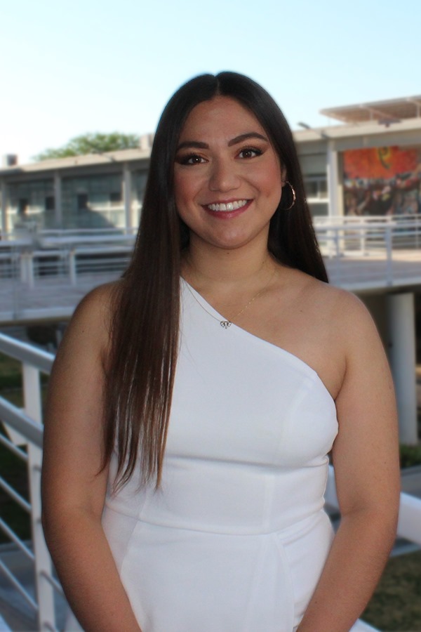 CIDE_LPP's tweet photo. #EgresadasLPP
Para obtener el título de Licenciada en Políticas Públicas, Ximena García, estudiante de la generación 2019 - 2023, defendió su tesis “Agua y pobreza en México: un análisis de la pobreza hídrica en los municipios de México en 2020”, siendo aprobada por Unanimidad. https://t.co/t2EQAPOEAi