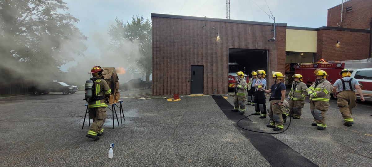 GravenhurstFIRE's tweet photo. Our fall recruits were kept busy training this past weekend! Fire behavior was one of their topics, where they learned about fire growth, flow paths, and reading smoke.

This was the first of many weekends over the next several months on their pathway to firefighter certification https://t.co/2ihA5XMDwC