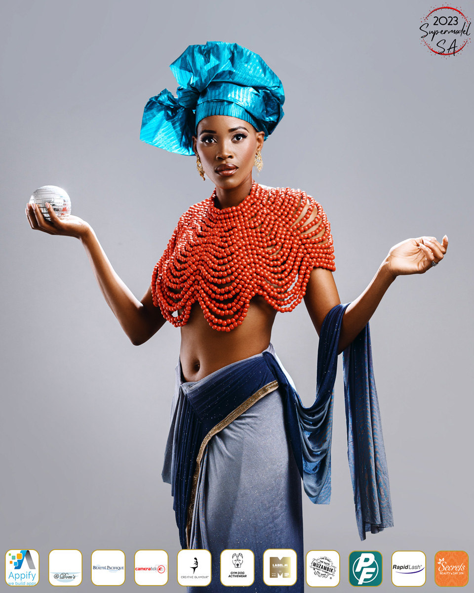 SupermodelSA's tweet photo. Supermodel SA 2023 - Flashback! Supermodel SA 2023 - Theme 2: Fierce and Feminine
Contestant: Thembi Busanello
📸: Walter Jere - Walthariti Photography
💄: Asmaa Mayat - Artistry by Asmaa

#creativeglamoursa #fashionphotographer #portraitphotographer #fashiondesig #supermodelsa https://t.co/RCmqFb4vrO