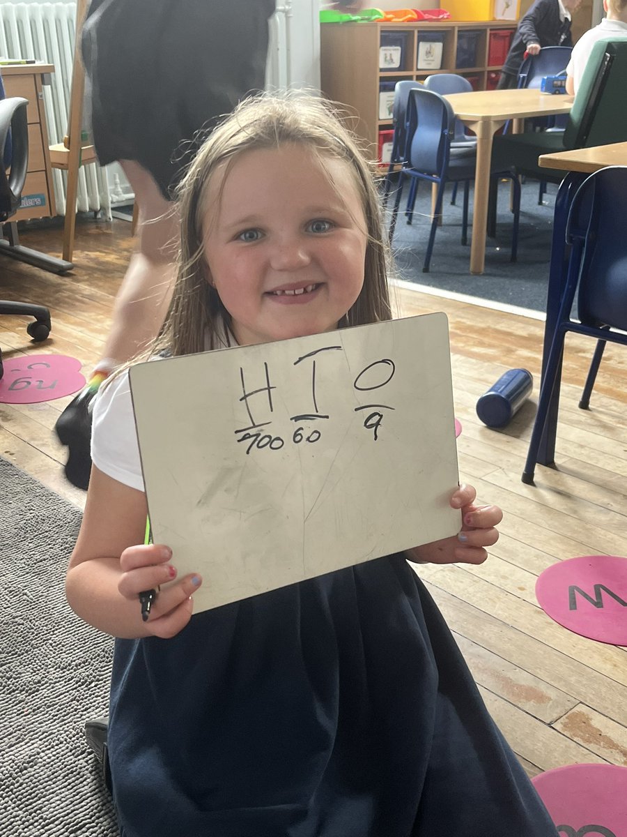 We are enjoying exploring place value in class! We are getting more and more confident each day at partitioning numbers 🔢👏🏽