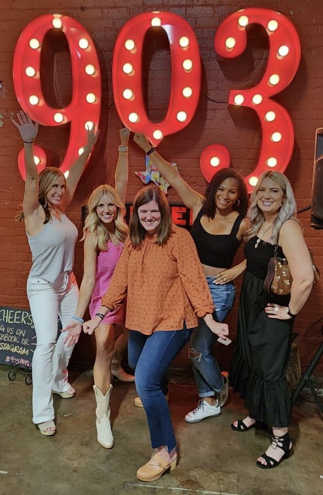 MrsHDotson's tweet photo. How it started vs. how it’s going!!! 20 years later, not much has changed👏🏽🥰📣#SHScheer #03 #20yearreunion https://t.co/cPqBUaSoHQ