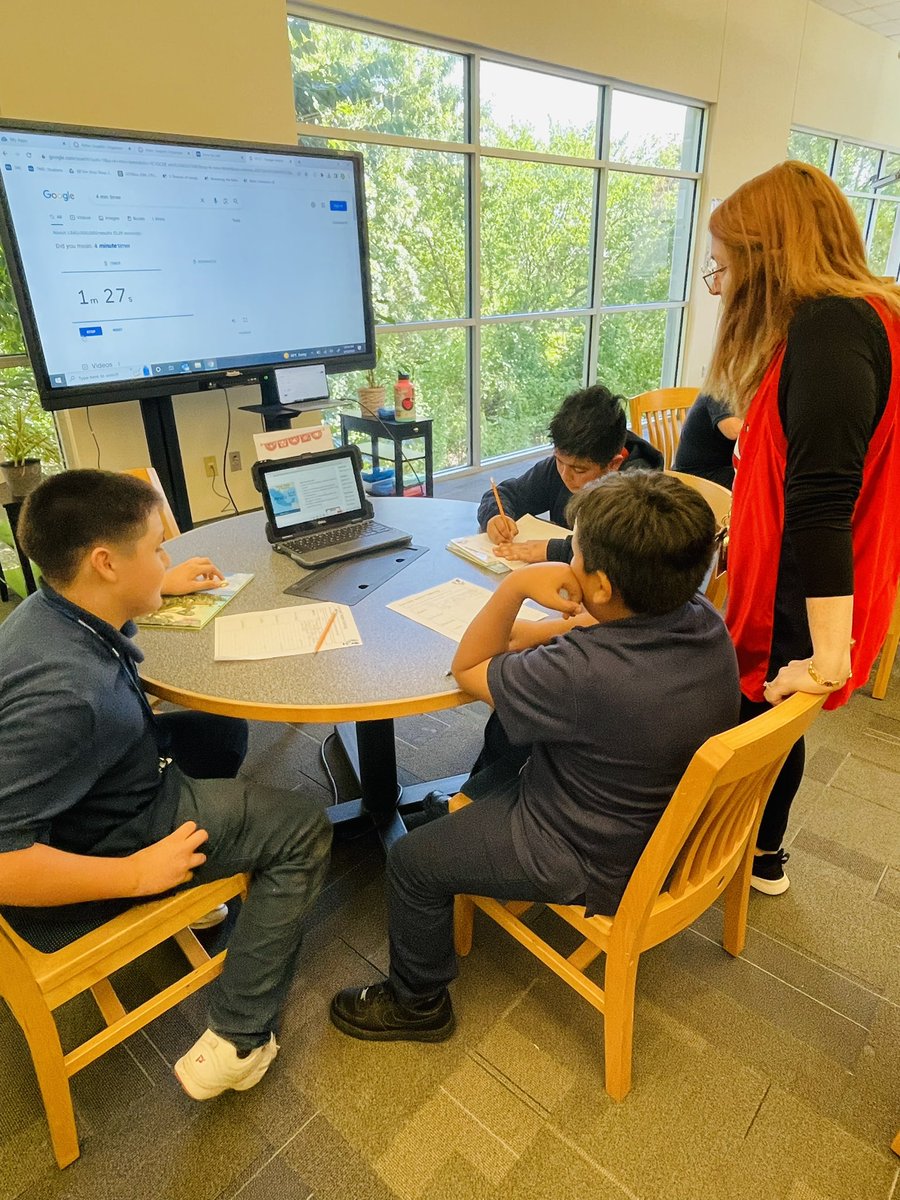 Kicking off Hispanic Heritage Month @DZ_Library with 6th grade researching Latin American countries using print 📖 & digital 💻 resources like @CultureGrams to start their projects!