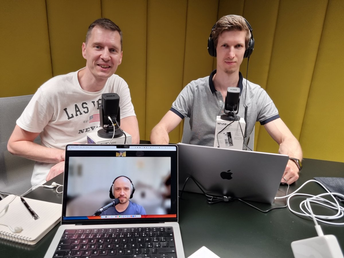 Ze slunné Kalifornie se s námi online spojil Ondřej Kvasnovský <a href="/okvasnovsky/">Ondrej Kvasnovsky</a>. Programátor, manager a autor několika publikací. Koukli jsme se pod pokličku tvorby knih o vývoji softwaru a obecně jak na práci s textem. 
softcraft.dev/podcast/episod…