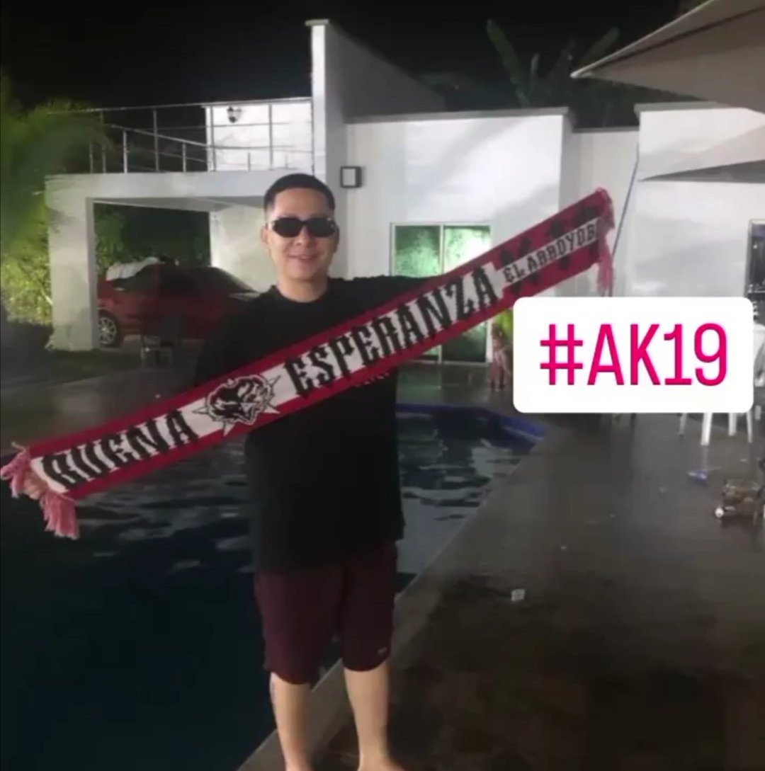 Dewis_RGFL's tweet photo. Junior manda somos la banda de los Kuervos la más temida 🔥💯 #AK19 #ARROLLO #Buenaesperanza https://t.co/ISA4p9LRum