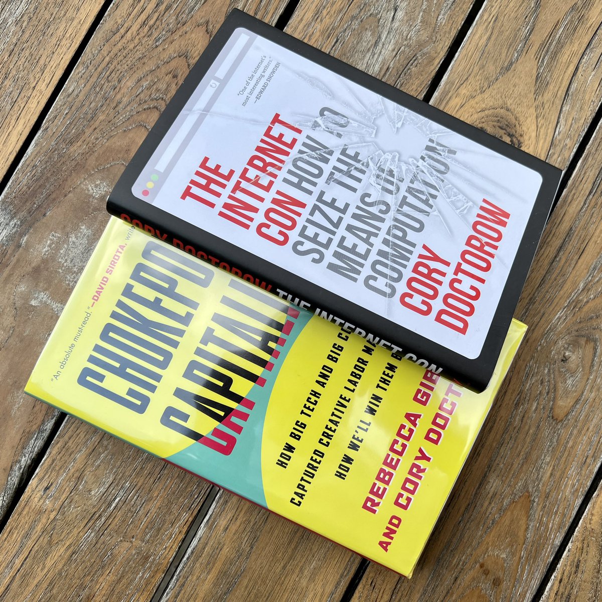 longword's tweet photo. there are many brilliant, deep and urgent books to read this year, and two of them are by @doctorow.
“we don’t need a better Zuck. we need to abolish Zuck.”
#nowreading #chokepointcapitalism #internetcon https://t.co/Yy7QopMRFK