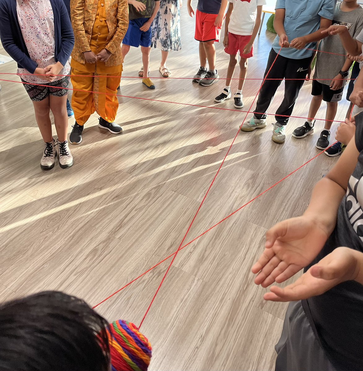lightfootj22's tweet photo. Had the privilege of leading the morning meeting for Red house today. Making connections to kick off the “Start with Hello” initiative at CRE! Learners toss the yarn to someone else in the circle while still holding the other end. We are all connected and we ALL belong! https://t.co/RnYitT4NJ3