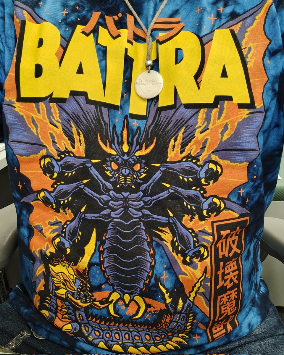 Spongillidae's tweet image. Absolutely sick Battra shirt from @CAVITYCOLORS courtesy of my brother! I love Battra!!! #Godzilla #Mothra #BattleForEarth