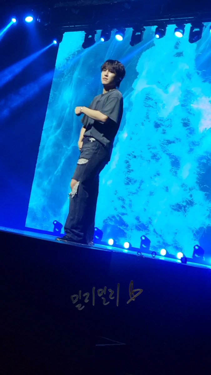 6cret_M's tweet photo. คะ? อะไรนะคะ เกิดอะไรขึ้น🤯🤯🤯🤯🥲❤️‍🔥

ฮือออออ😭😭😭😭😭😭
อูจินกลับมาเถอะ มาทำแบบนี้แล้วกลับประเทศไปมันไม่ใช่อะ ฮือๆๆๆๆๆๆๆ😭❤️‍🔥 ไม่ไหวแล้ว โดดบ่อปลาของจริง ละเพิ่งเห็น บ้าบอ ฮืออออออ #AB6IX_THEFUTURE_IN_BKK https://t.co/Vd5OQnLwP7