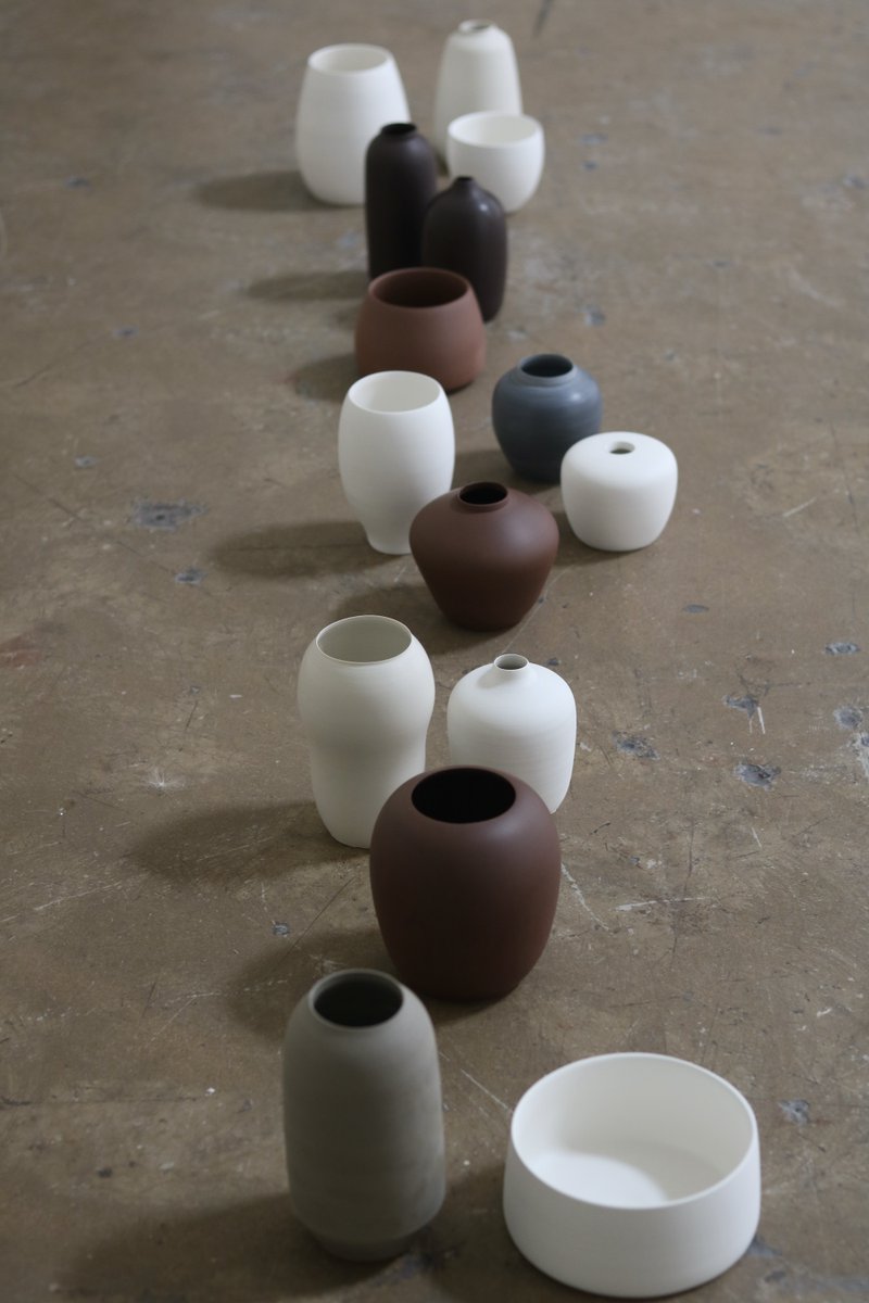 BathSpaUni's tweet image. Student artwork will be on display at our MA Degree Show 2023! 🎨

📖 Read about the show ahead of the opening here - bit.ly/3sZMmUQ

#BathSpaProud #BathSpaUni #MADegreeShow