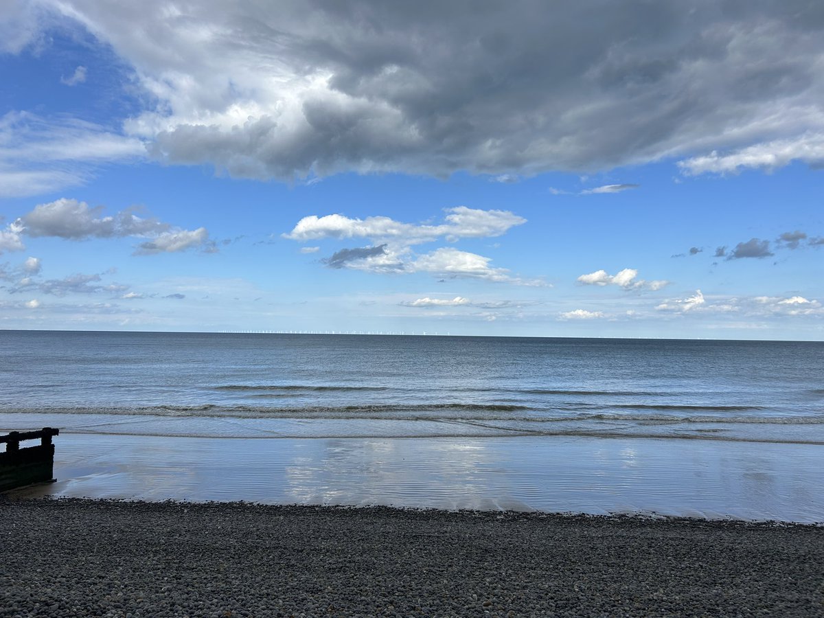 GeogJhn's tweet photo. Great day of fieldwork with the Year 11 @thejhnschool Geographers! Completed a range of techniques and managed to avoid the worst of the rain! #winning @OCR_Geography #lovefieldwork #getoutside https://t.co/tmxniXZ5gG