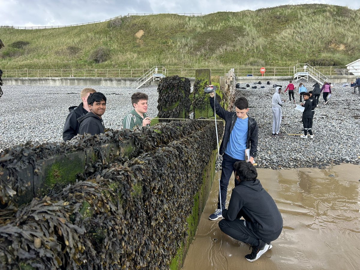 GeogJhn's tweet photo. Great day of fieldwork with the Year 11 @thejhnschool Geographers! Completed a range of techniques and managed to avoid the worst of the rain! #winning @OCR_Geography #lovefieldwork #getoutside https://t.co/tmxniXZ5gG