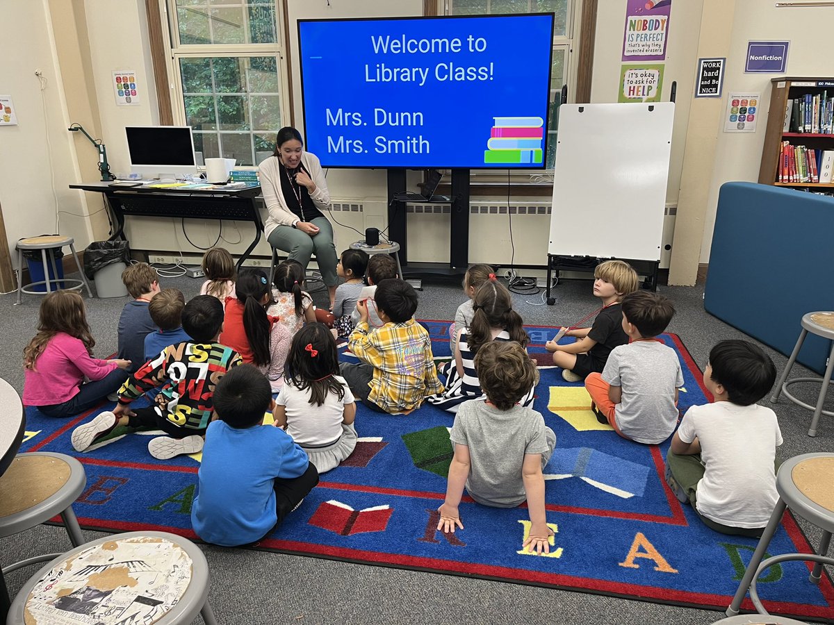 CStuetzFM's tweet photo. First day of library with Mrs. Dunn! @FoxMeadowSchool #scarsdalepride We can’t wait to take out books soon! https://t.co/JAQQv7gG69