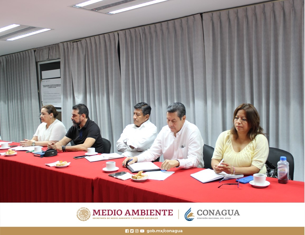ConaguaChiapas's tweet photo. Como parte del fortalecimiento de las acciones conjuntas para decretar como áreas naturales protegidas a los #Humedales de Montaña "La Kisst" y "María Eugenia" de SCLC, el #OCFS de #Conagua, @CONANP_mx, @CONAFOR, @PROFEPA_Mx y @SEMARNAT_mx realizaron una Mesa Ambiental Federal https://t.co/3p0TnjpwpL