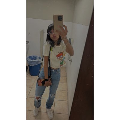 brndV9's tweet photo. #NuevaFotoDePerfil https://t.co/HOa2F3fRuI