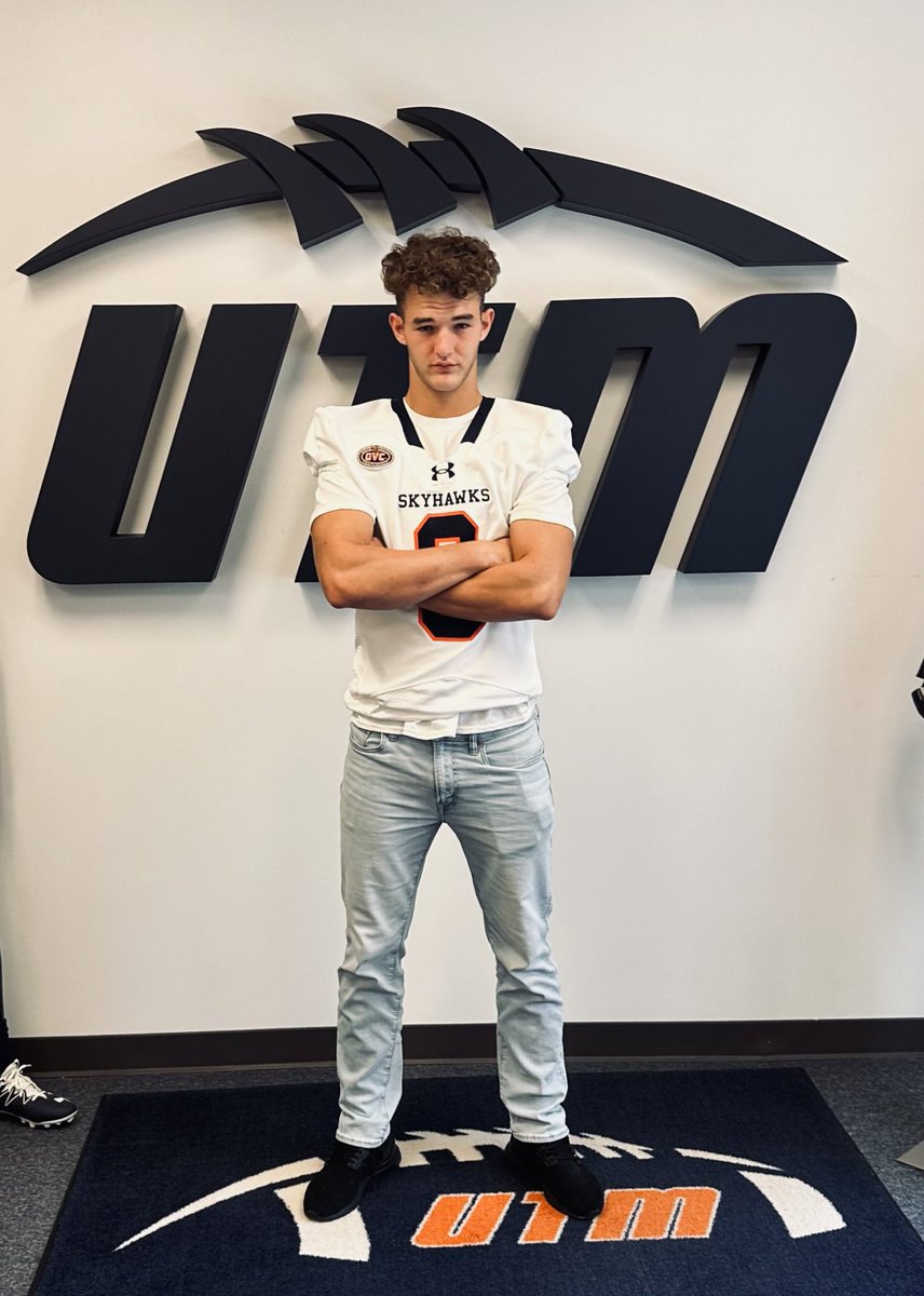 Thank you for the opportunity to come tour, meet staff, and attend last Saturdays game against Houston Baptist <a href="/UTM_FOOTBALL/">UT Martin Football</a> <a href="/chrisbellbeme/">Chris Bell</a> <a href="/UTMSports/">UT Martin Athletics</a> <a href="/GreenbrierFB/">Greenbrier Highschool Football</a>