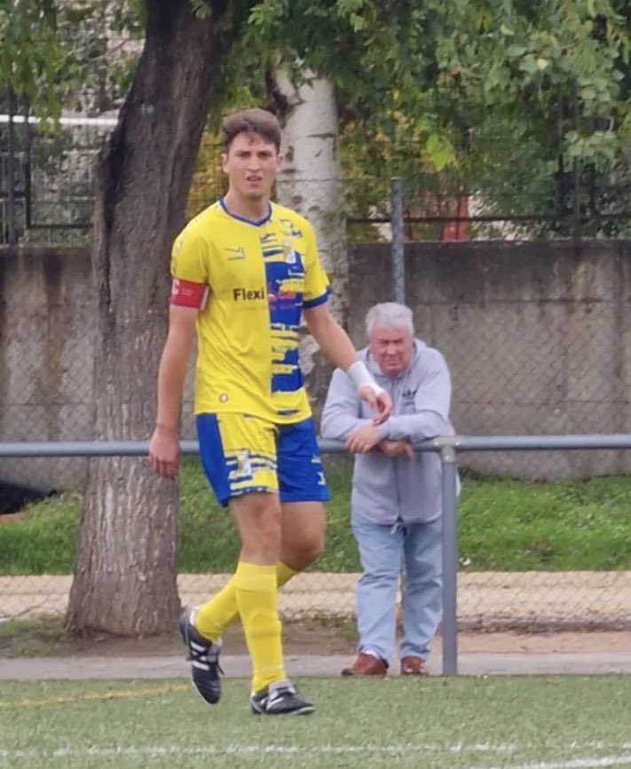 ADU_Carrascal's tweet photo. 🔍 𝗘𝗹 𝗽𝗿𝗲𝘀𝗶 𝗽𝗼𝗻𝗲 𝗹𝗮 𝗹𝘂𝗽𝗮 

Muy atento 👀 a los progresos de los equipos en este inicio de temporada, pudimos verle tanto en partidos oficiales como amistosos

🫣 y es que cuando menos te lo esperas ahi esta

➕Seguimos sumando temporadas en el campo y la grada 🏟️ https://t.co/2UnEyTxo2z