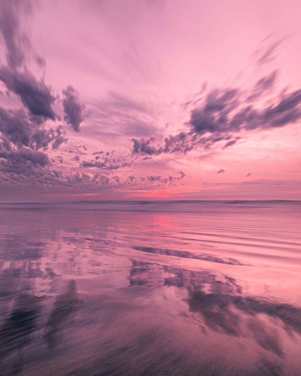 IsaacRauscher's tweet photo. Pink Reflections
#artphotography #photoshop #unlimitedsunset #sandiego #sdsunsetchasers #sunset_pics #sunsetphotography #sky_brilliance #sky_perfection #skyclouds #ig_color #world_bestsky #planetawesome #awesome_earthpix #sunset_madness #sunrise https://t.co/1qFBdlRJxj
