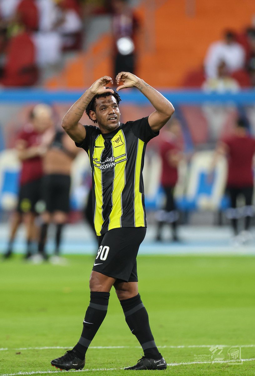 ittihad's tweet photo. ســــواها قلبــــــي 🫶
#الاتحاد_اجمك https://t.co/MuQhLRrVJx