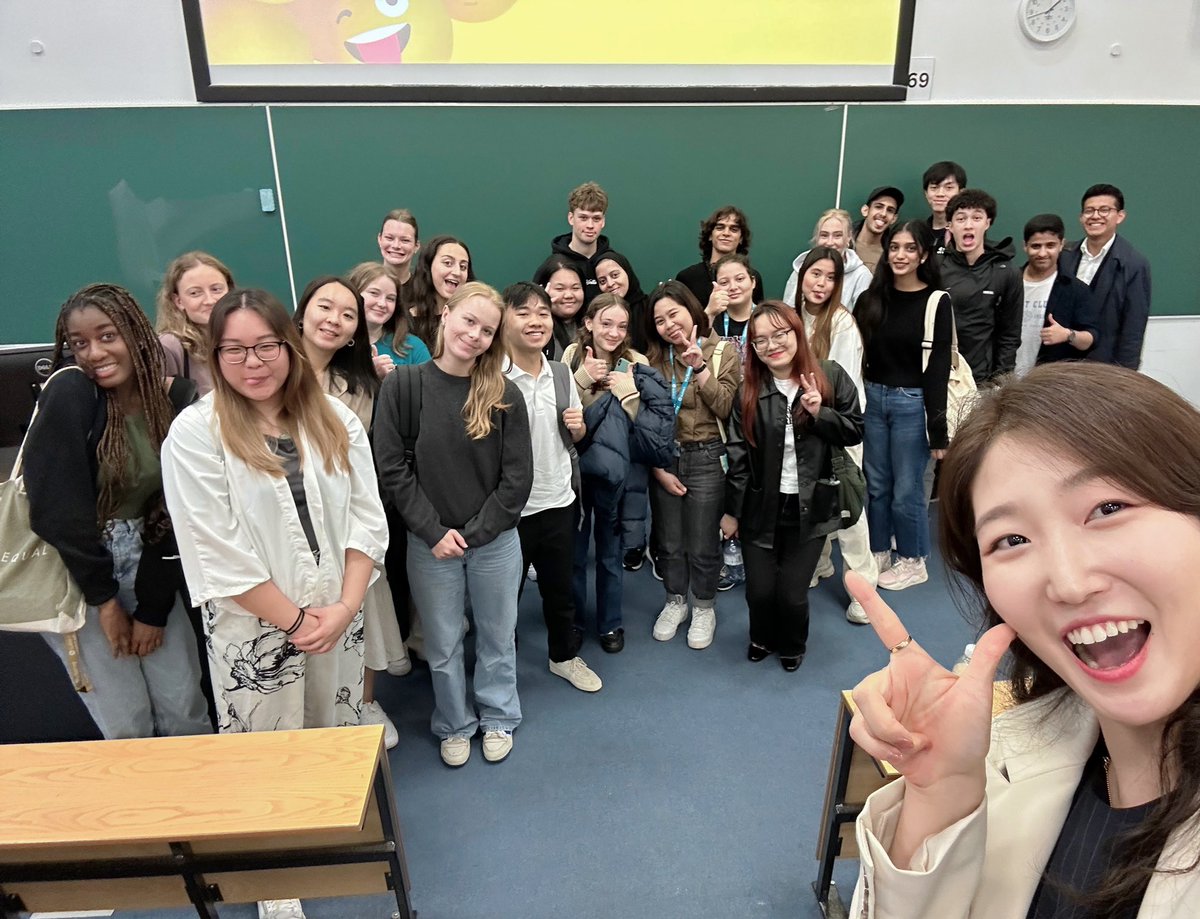 Welcoming our lovely first year IHM &amp; IHTM students of <a href="/SHTMatSurrey/">SHTMatSurrey</a>! 🌟cheers to our exciting year! 😆🙌